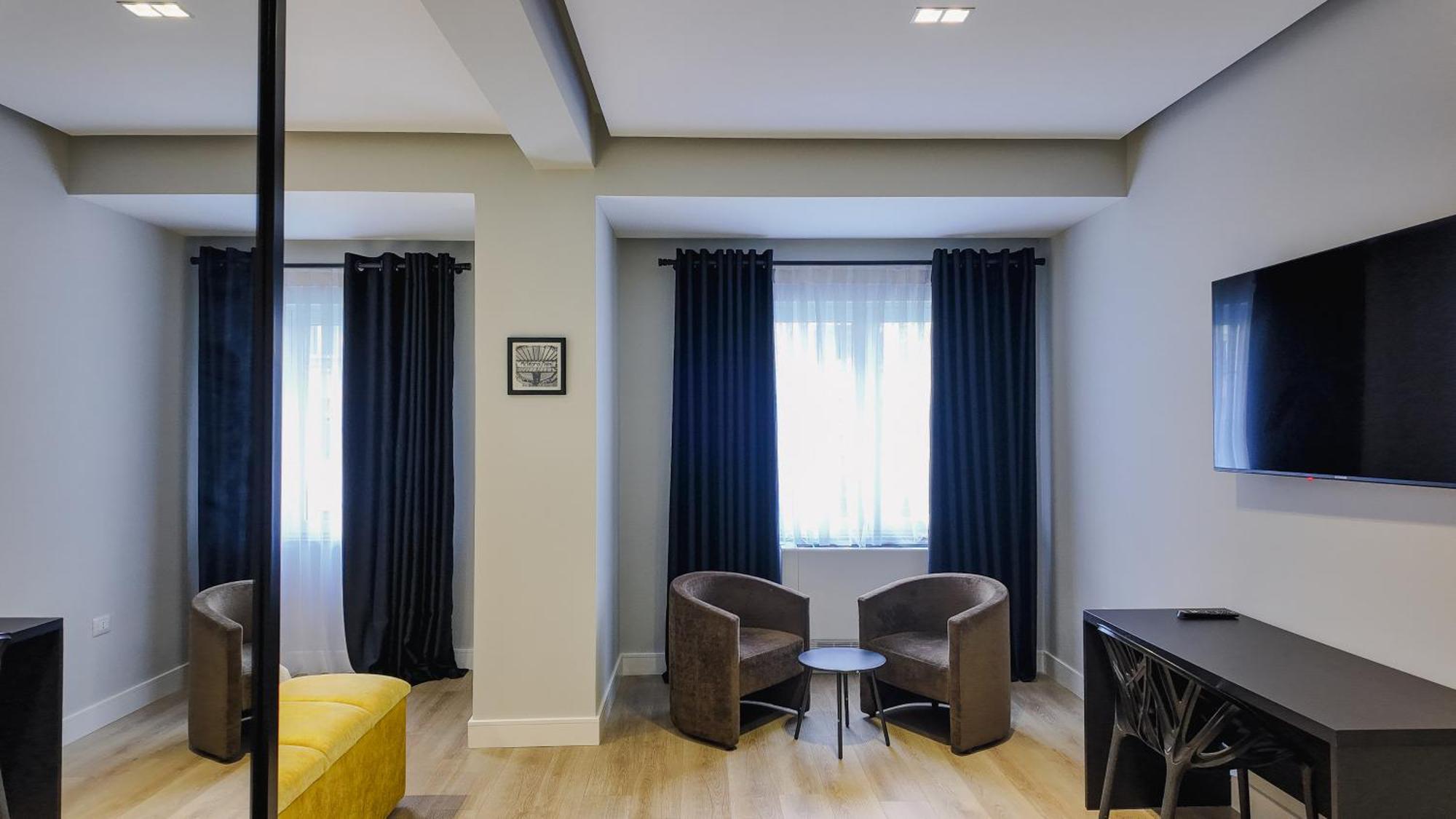 Oxygen Boutique Hotel Тирана Екстер'єр фото